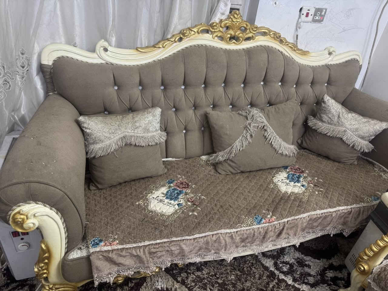 تخم مصري ملكي 
٩ مقاعد مالي اي ضرر فقط الي دتشوفوا بالصوره
ومتوفر طبلات ذهبي ٢ 
وطبلات ٢ صاج 
وطباخ ب٥٠ الف فقط 
الي يريد يدخل خاص


**إذا كنت صاحب هذا الإعلان وتريد حذفه لأي سبب، رجاءا أرسل رسالة إلى الدعم الفني**