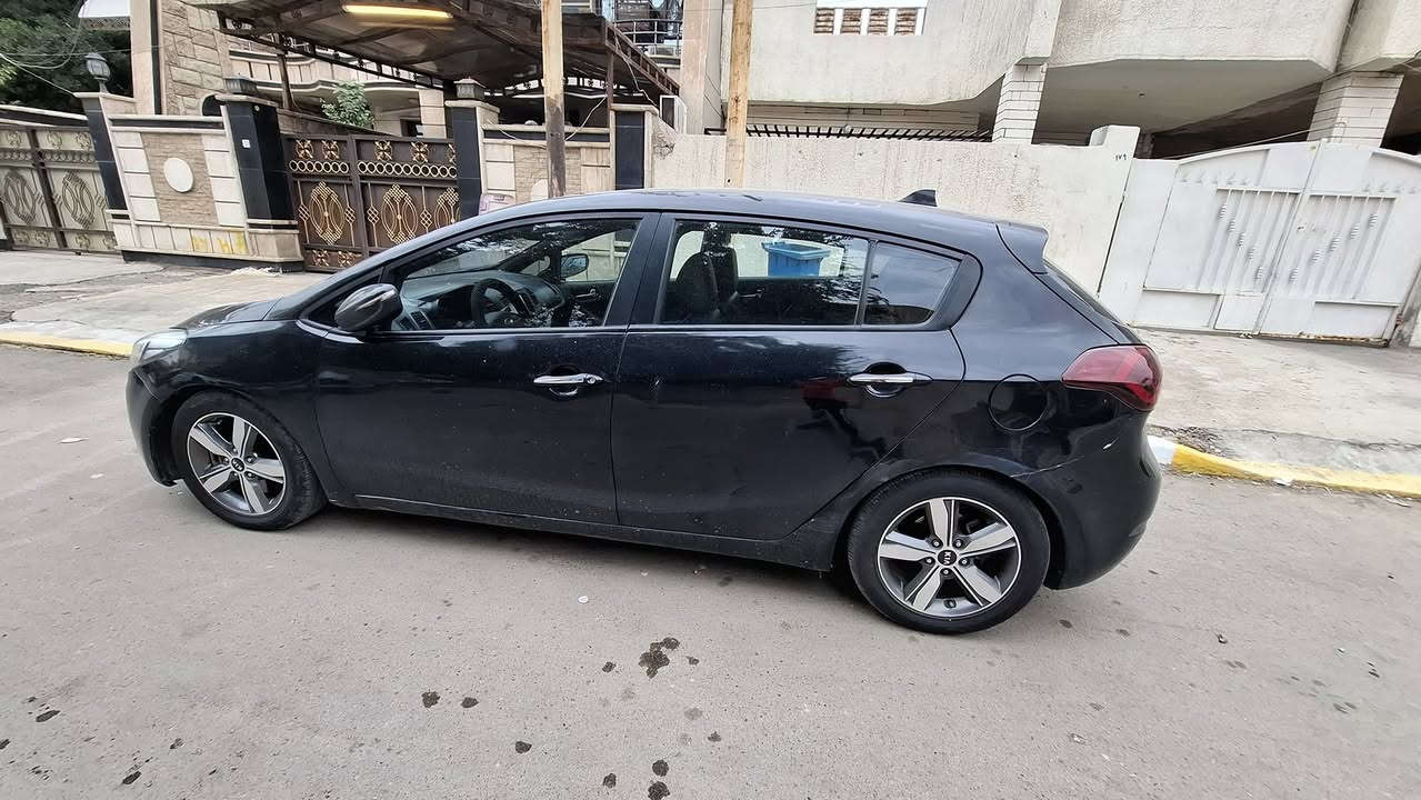 فورتي هاج باك موديل 2015 لون اسود صدفي فول واحد على واحد
مصبوغه حزام
محرك اخو زيرو 
محرك  1600GTi /TURBO
رقم سياره بغداد + سنويه بسمي + تحويل مباشر بصمه تشغيل بصمتين ابواب اماميه
تشغيل عن بعد 
سلایت روف طقتين
مرايه كهربائيه شفط + لد ترحيبي بالمرايه وبيدات الابواب الاماميه
تحكمات ستيرن جهتين
شفتات ستيرن
3 وضعيات النعومه الاستيرن
كشنات جلد / تدفئه للمقاعد الاماميه والخلفية + تبريد للمقاعد الامامية
ذاكرتين خزن المقعد السايق +تحكم كهربائي
تخوم تاير جديد + باتري جديد 
سعر 97$ وبي مجال 
الاستفسار .
***********
***********
