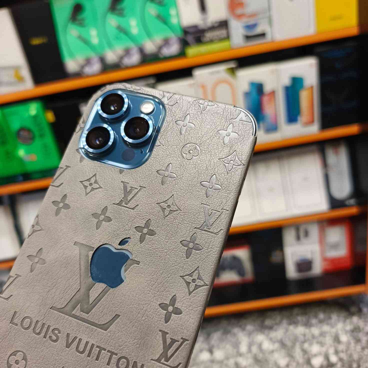 #متاح هاتف مستخدم   ❤
# iphone 12  pro max 
الذاكرة  256  GB
البطارية 74 % 
الهاتف بلادي وجدا نظيف فقط لظهر مفطر ومغلف 💕
#السعر 395 الف فقط 

#العنوان _الانبار _قضاء هيت _ شارع حامي حميد _مجاور مجمع الملكة أو مقابل مكتبة الأقلام _ مركز الباشا 💥
#لتواصل معنا : 
واتساب / ***********
الانستا / albasha-mople
