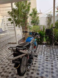 تايكر لبيع دراجه مكفوله السعر 750وبيه مجال الشراي يتصل 07854117233ملاح...