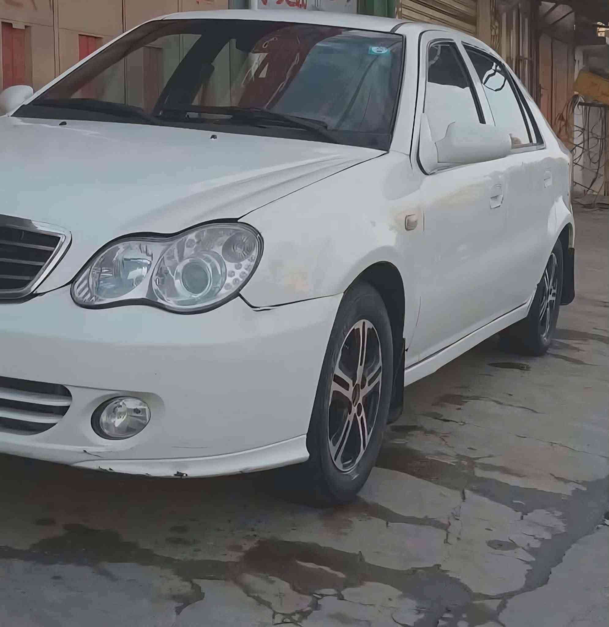 للبيع مستعجل سي كي  موديل ١٣ شكل قديم محرك كورلا محرك وكير شرط ويل كب تاير جديد بطارية جديدة سنترلوك وايرمنيه كلها شغالة تبريد الكمبريسر بالصندوق المنظومة كاملة بس شد رقم مسطرة نينوى سنوية الى ٣٠ شرط تحويل كابون بانزين بيهاسعرها مناسب ٤٣ وبيها مجال  باقي التفاصيل الاتصال
***********
***********
