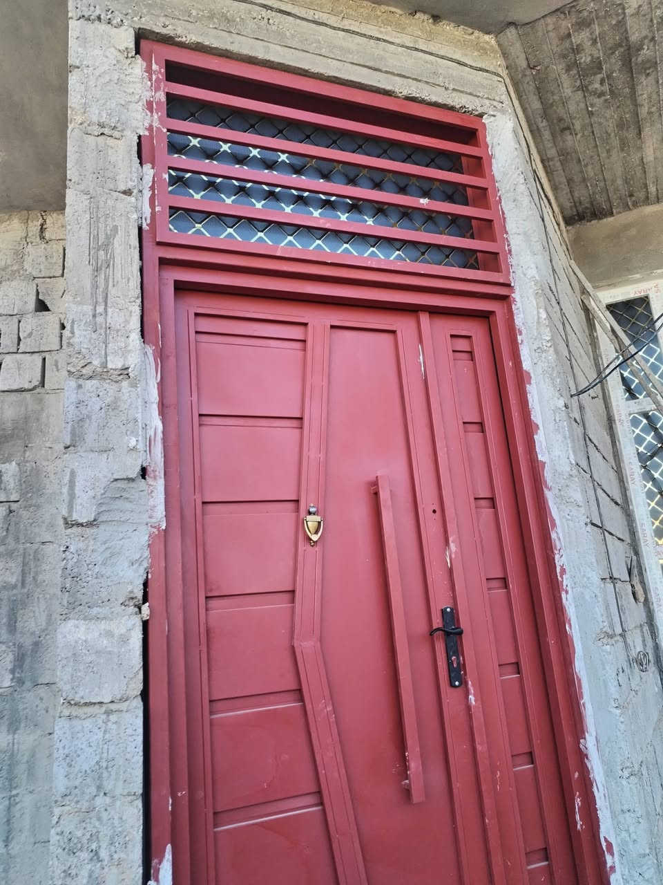 بعض اعمالنه انشاء الله ينال عجابكم يوجد لدينا جميع انواع زجاج دبل جام تواصل ***********
