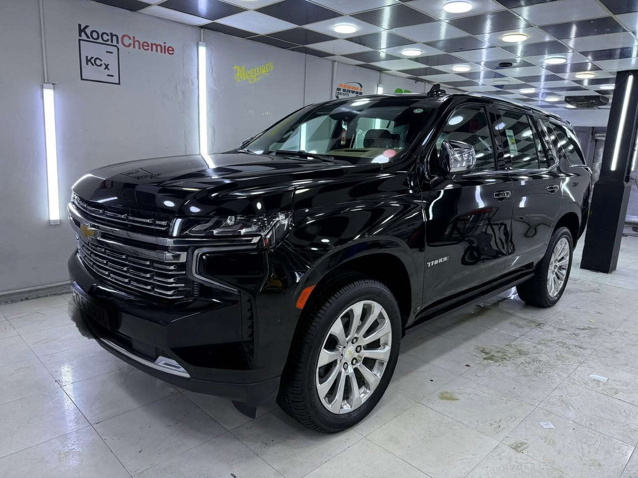 سلام عليكم تاهو خليجي برايمرفول فول 1/1  2021 ماشي116 كيلو متر محرك بشط كير ابشط ما مفتوح  لون اسود سياره علئ وضع شركه بدون صبغ بدون تعديل سياره بسمي مكان سياره كركوك سعر 480$ بي مجال بسيط ***********
