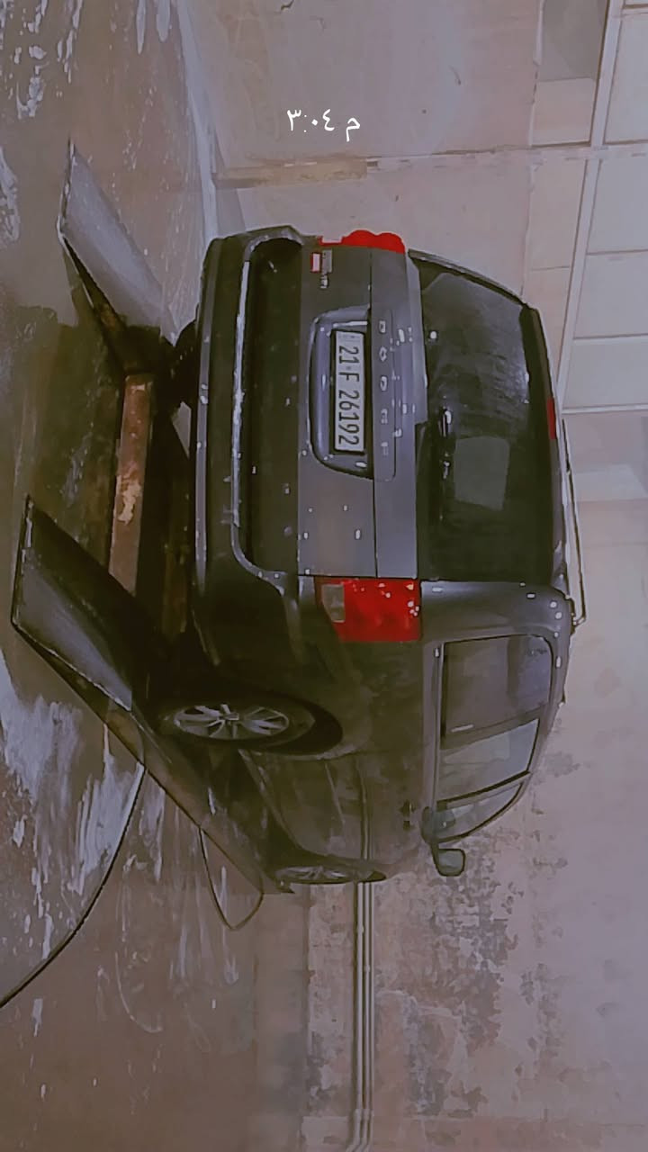 السلام عليكم دوج كرفان 16 كفاله عامه من صبغ تبديل فتح نرماده شرط سونار موجود حته حجر بيئه تبريد 3 قطع جام كهرباء 6 بيبان كهرباء كلها فقط بارد شبرين وطخه بلهلال مثل ما موضح بلصوره رقم ***********
