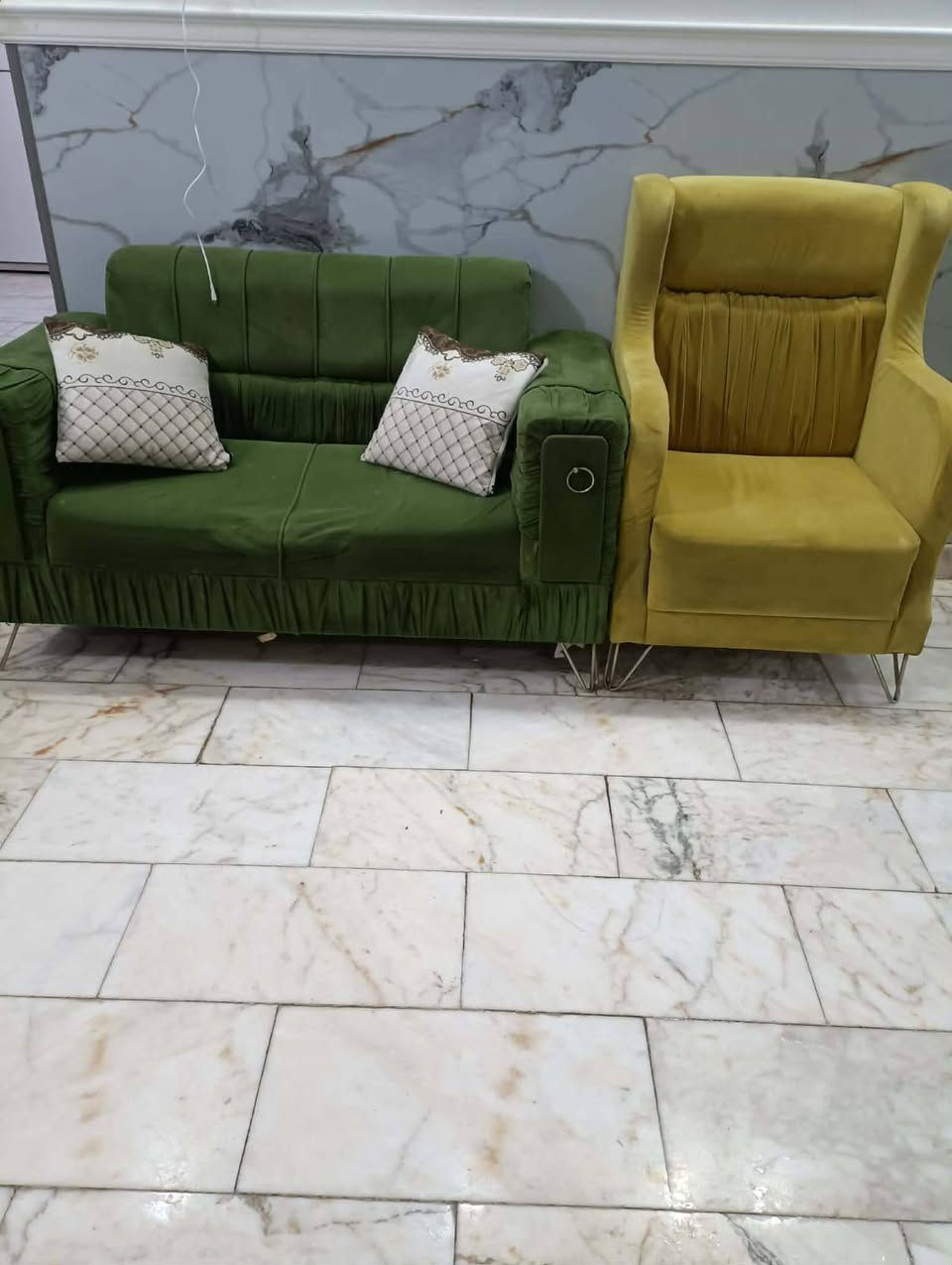 عندي تخم قنفات مستعمل للبيع السعر 250وبيه مجال


**إذا كنت صاحب هذا الإعلان وتريد حذفه لأي سبب، رجاءا أرسل رسالة إلى الدعم الفني**