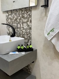 يتوفر مزارع للأيجار اليومي بخدمه فندقيه متكامله   واسعار مناسبه وعروض ...