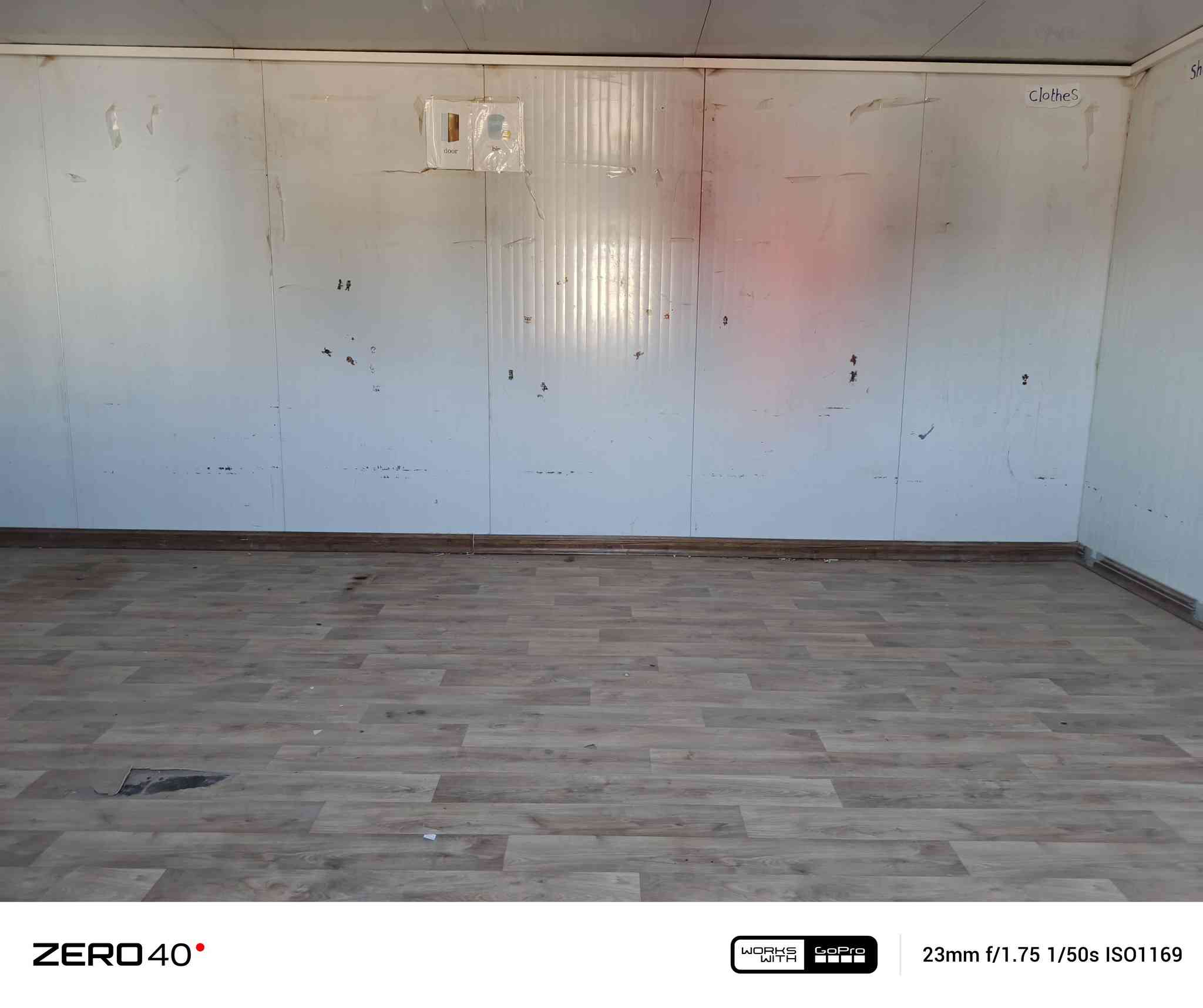 السلام عليكم البيع كرفانات  قياس 6×4 جديد مسدخدمات  شي قليل مكان ناصرية رفاعي رقم الهاتف ***********/  ***********
