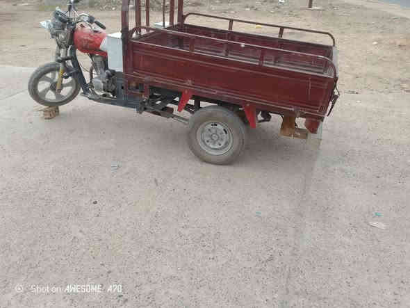 سلمو عليكم بصراويه  ستوته البيع موديل 12محرك 24صبانه ما مطخوخ ركبه شاصي محرك اكسن ستوته خير من الله من كلشي مكفوله سعره 850بيهه مجال بصيط حي العسكري شركه طارق ***********
