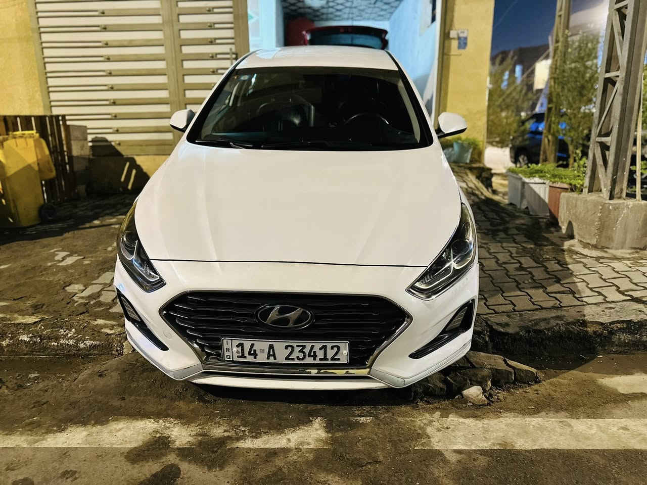 السلام عليكم  سوناتا 2019 وارد كوري مكفول كفاله عامه ماشيه 106 الف السياره بسمي استخدام شخصي السياره جديده تخم تاير السياره ماناقصه شي مكان السياره بصرة ( السعر 173) وقابل للتفاوض *********** —***********
