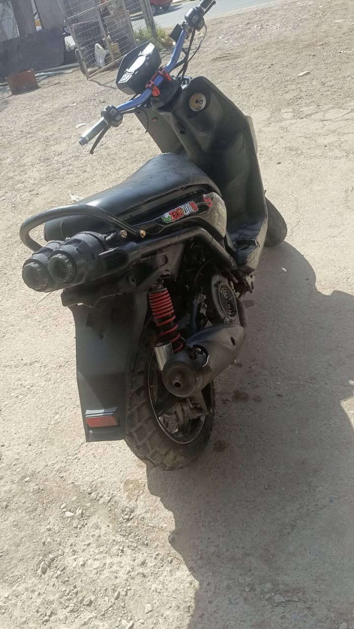 السلام عليكم دراجه سكنس جبلي ياباني 2011 دراجه كامله مكينه خير من الله تايرات جدد مكينه خرسه السعر 800 مكاني ديالى بعقوبه رقم الهاتف ***********
