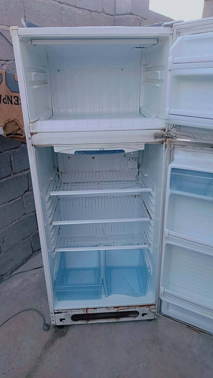 ثلاجه ماداخله تصليح ابد شرط فحص سعر 135بيها مجال عنوان بابل ورديه خاوج قرب جامع العكام راسلونا خاص اوتدللون


**إذا كنت صاحب هذا الإعلان وتريد حذفه لأي سبب، رجاءا أرسل رسالة إلى الدعم الفني**