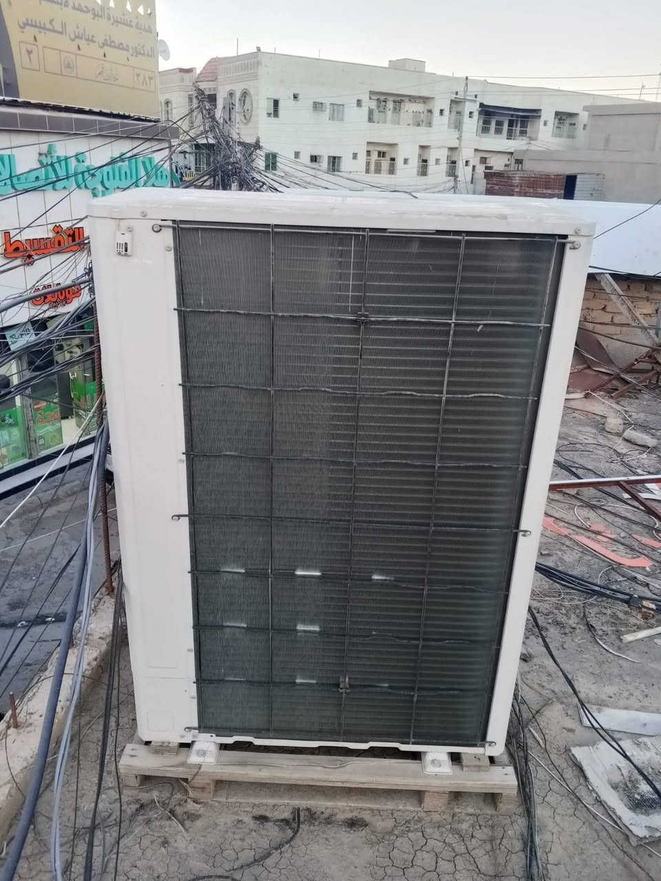 سبلت مركزي (انڤيرتر)
-اقل سحب له 8 أمبير
-النوع: جينيرال الكترك (اربعة طن) 
-مدة الاستعمال: اربع ايام فقط (شبه جديد)💢
-ضمان التشغيل كامل
-غازه كامل بلادي من الشركة💯

-السعر مليون و 350 الف دينار
للتواصل: ***********
