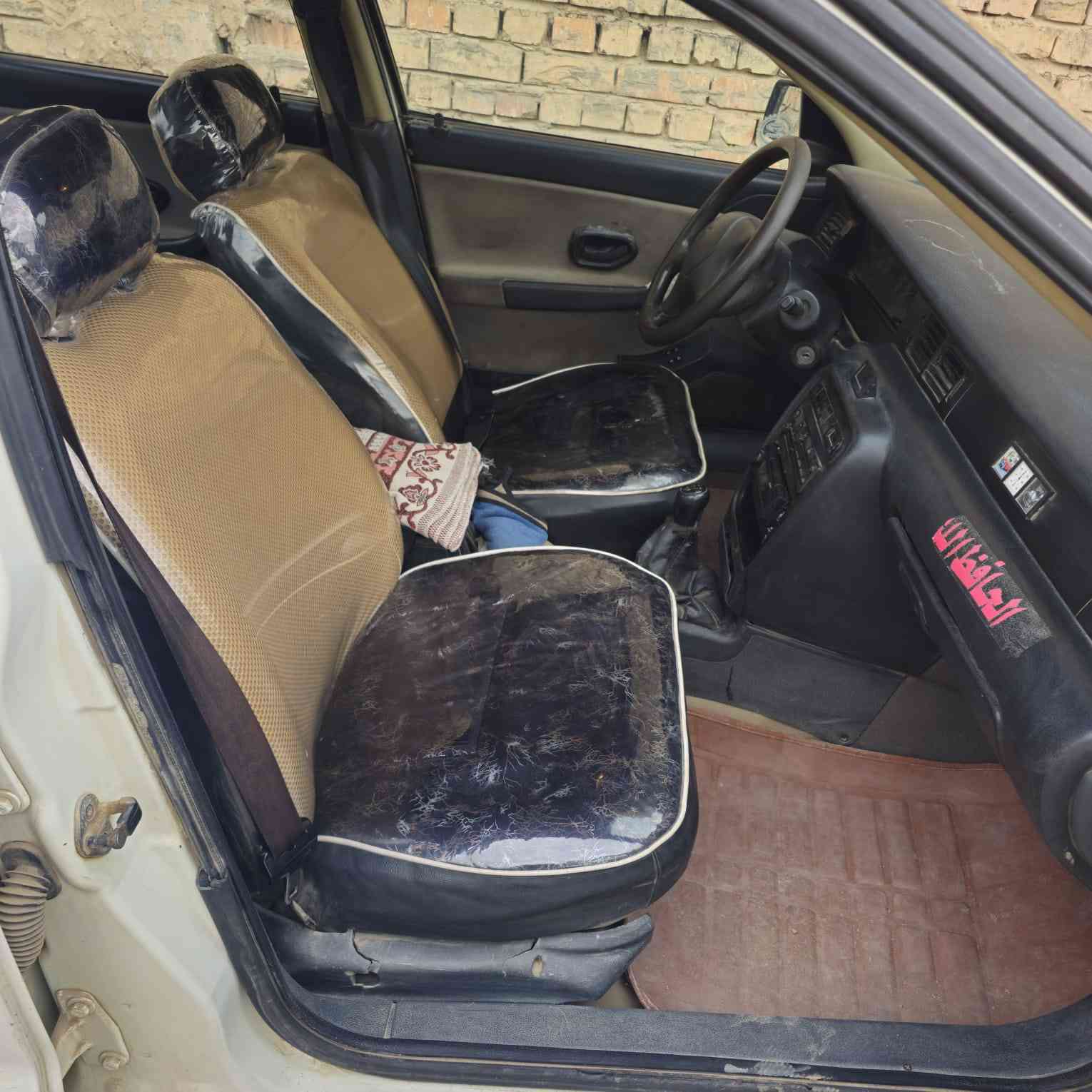 السلام عليكم سمند 2009 مكينة وكير وصدر وتبريد كامله السياره بيهه باب خلفي مصوفر عكس السايق وخياس قليل بل قماره موضح بل صوره مكاني الزعفرايه ***********
