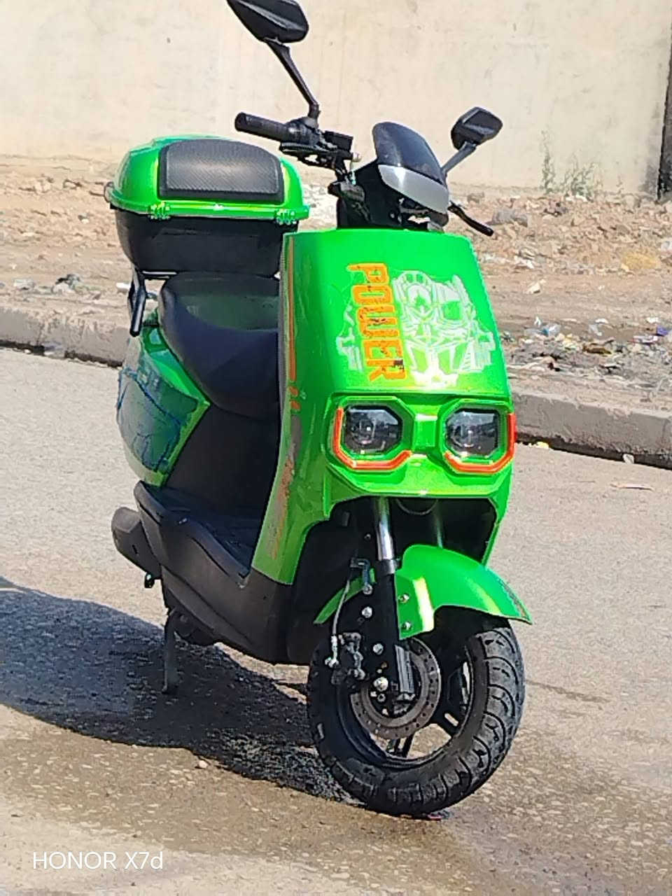 ماطور للبيع شحن كلشي بي شغال اربع باتريات السرعه 50 حقيقي للاستفسار خاص موجود وا شكراً


**إذا كنت صاحب هذا الإعلان وتريد حذفه لأي سبب، رجاءا أرسل رسالة إلى الدعم الفني**