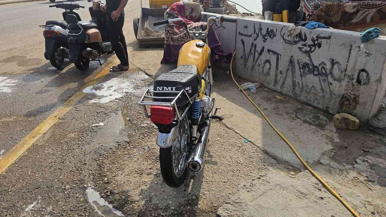 سلام علیکم دراجه نامه ادوات للبيع سعر 450 دراجا حلوا ورزنه المكان القرنه
‎0781 851 0566
