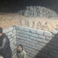 بنأ قصاطل و صحيات ونجاره وصب تفليش بيوت  تصفير بيوت ودرز تكعيبات صبت ل...