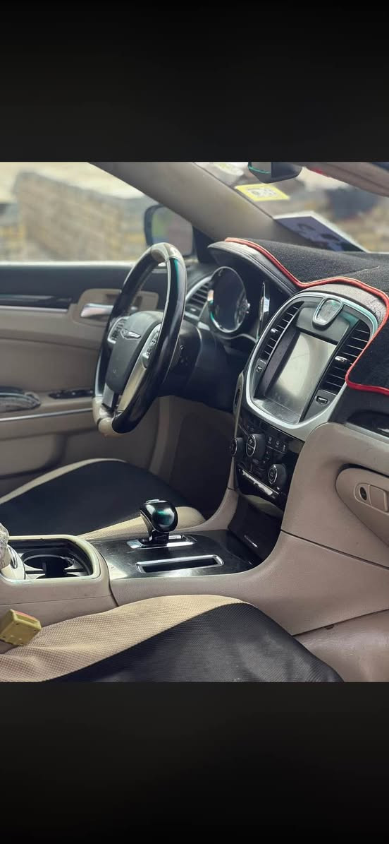 اوبامه مديل ١٢ اصل بسمي سنويه ٣١  رقم الدولي  رقمه  بغداد سياره جاهزه معنه الكلمه ما نقصه اي شي  كير مكينه  حداده عربانه جديده السياره مصبوغه عام جماليه السعر 140 وبيه مجال  الشراي يتصل ويدلل مكان بصره *********** بغداد, العراق
