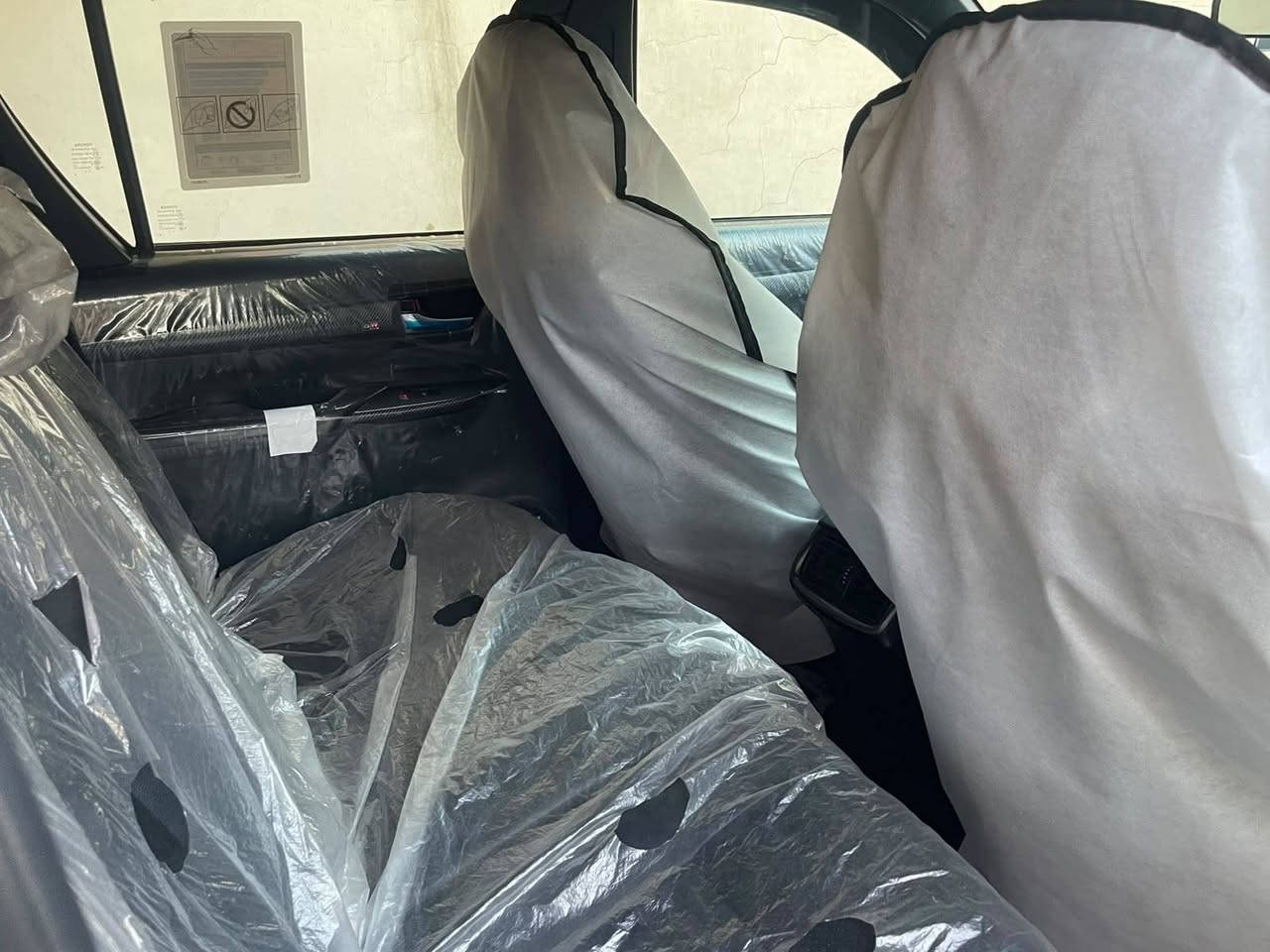 السلام عليكم سعر 338ورقه بيه مجال
بيع فقط
بيكم GR 2024  سيد نهرو اعلى فئه بيع مستعجل فقط بيع 
فول مواصفات 
صبغ باب سايق 
وبيه باردات عله داير سياره بسيط 
مكينه وكير كفاله 
السعر 338بيها مجال بسيط 
مكان السيارة بغداد
***********
