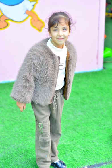 ---

🎉 نعلن عن افتتاح روضة ألوان الطفولة 🎉
✿ حيث نصنع بيئة تعليمية آمنة، ممتعة، ومحفزة لأطفالكم ✿

مميزات روضتنا:

🌟 نظام كاميرات مباشر
نوفر خدمة مشاهدة الطفل عبر كاميرات خاصة، تُمكّن ولي الأمر من الاطمئنان على طفله في أي وقت خلال اليوم.

📚 منهج تربوي متكامل
يعزز الإبداع، والمهارات الحركية، والقدرات اللغوية والاجتماعية.
🧑‍🍼نوفر قسم الحضانه لاطفالكم ✨حضانتنا بيت ثانِ لطفلك✨نوفر بيئة امنه تعليميه دافئة مليئة بالحب والاهتمام؛ نهتم بتنمية مهاراتهم وقدراتهم من خلال انشطه ممتعه ومناسبه لاعمارهم؛ اعمار تسجيل الحضانه من ٦اشهر إلى ٣ سنوات 
👩‍🏫 كادر تعليمي مؤهل
طاقم مميز من المعلمات المتخصصات في الطفولة المبكرة.

🏡 بيئة آمنة ومجهزة
صفوف مريحة، ملاعب آمنة، وأنشطة ممتعة تناسب أعمار الأطفال.

🎨 أنشطة يومية ممتعة
(فن – رسم – موسيقى – قصص – مهارات حياتية).

✨ استقبال التسجيل
 الآن ✨
سجّل طفلك وامنحه بداية مليئة بالألوان والتميز!اعمار  تسجيل الروضه من عمر ٤سنوات الى ٦سنوات للاتصال على الأرقام التأليه *********** للاستفسار الاتصال خاص أو واتساب على رقم روضه
