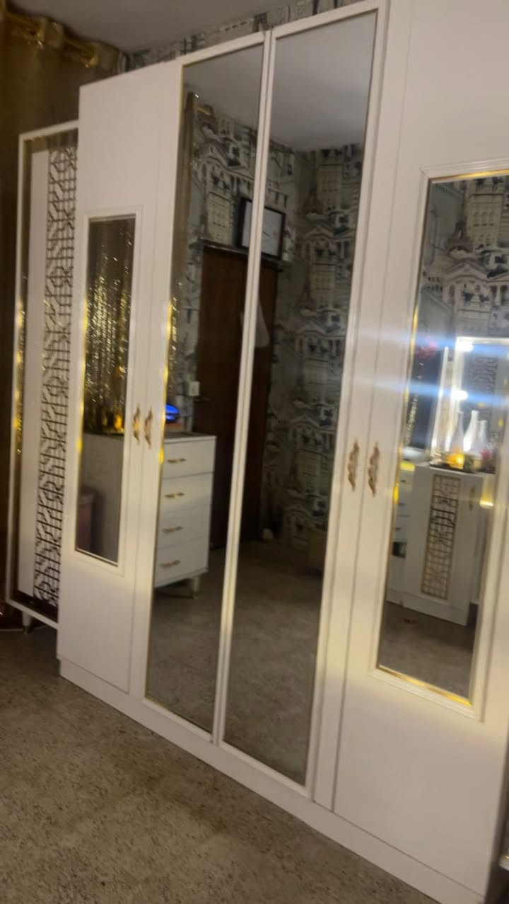 مرحبا 
غرفة للبيع استعمال نظيف متكون من ١٠ قطع السعر ٦٥٠ مكاني بغداد الدورة


**إذا كنت صاحب هذا الإعلان وتريد حذفه لأي سبب، رجاءا أرسل رسالة إلى الدعم الفني**