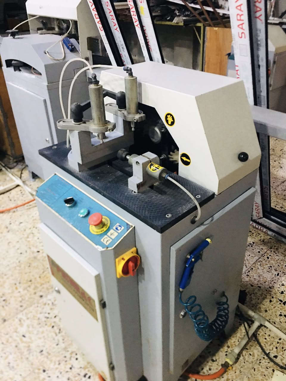 سلام عليكم 

معمل الالمنيوم PVC للبيع 

الاستفسار الاتصال على الرقم 

***********
