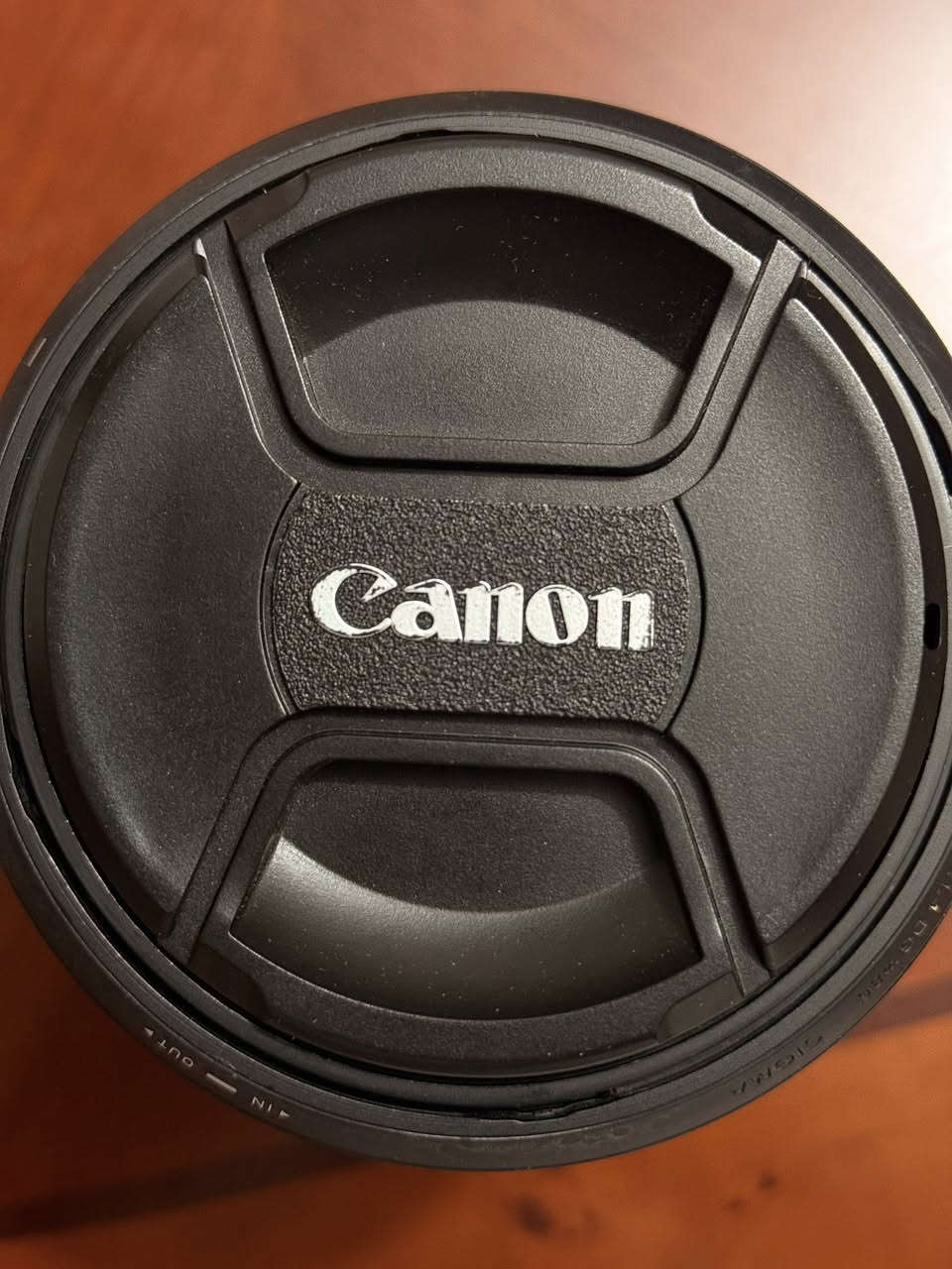 للبيع عدسة العزل الاحترافية Sigma 85mm f1.4 for Canon ، أداء جبار وحدة خرافية.
مثالية جداً لمصوري البورتريه، الأعراس، وإبراز التفاصيل الدقيقة بخلفية سينمائية معزولة .
العدسة نظيفة جداً (استخدام شخصي)، غراضها كاملة جنطة و حزام و هود و الكارتونه و كلها موضحة بالصور 
التواجد في بابل - الحلة (سبب البيع: التحويل لسوني).
السعر (800 الف و بي مجال بسيط )، للصور والتفاصيل راسلني على الخاص


**إذا كنت صاحب هذا الإعلان وتريد حذفه لأي سبب، رجاءا أرسل رسالة إلى الدعم الفني**