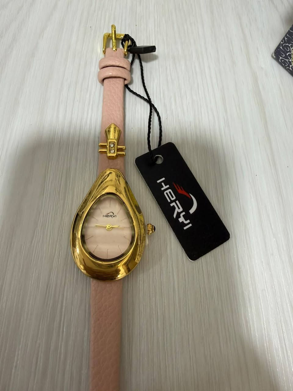 ساعات بهذا شكل


**إذا كنت صاحب هذا الإعلان وتريد حذفه لأي سبب، رجاءا أرسل رسالة إلى الدعم الفني**