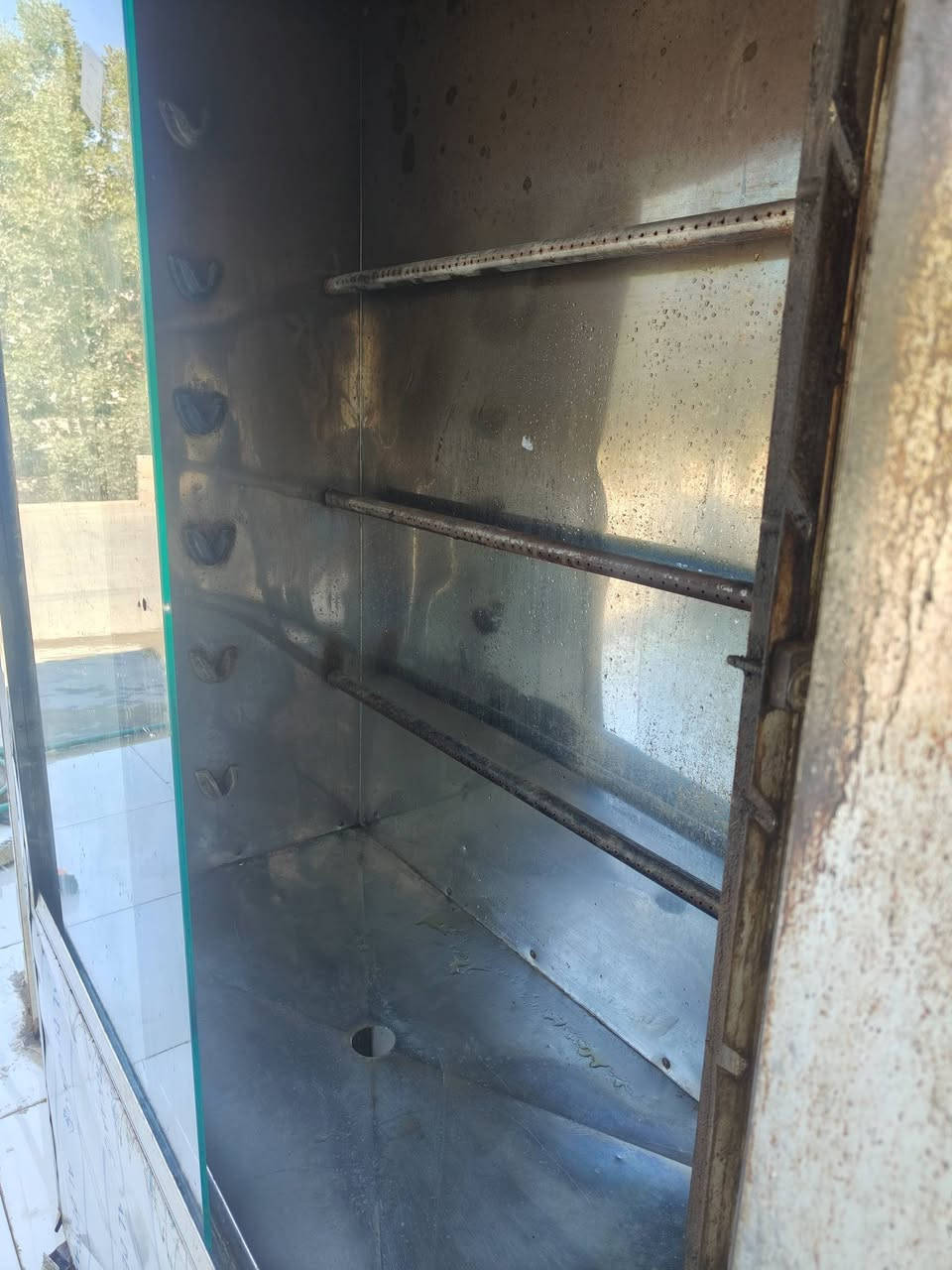 سلام عليكم  شوي دجاج كامله اي نقص مايي مع اضافه جام
6شيش مطور كهربائي  شغل
مكان شهربان
***********
***********
