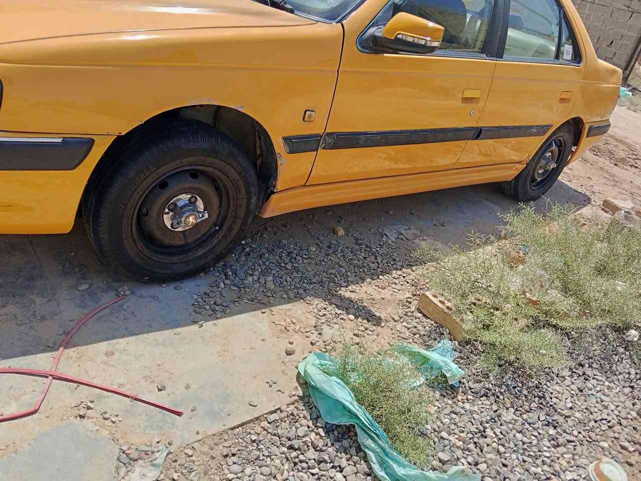 بيجو بارص 15
بغداد رئاسه العبيدي
سياره نضيفه شوفت عينك
كشنات جلد تايرات نضيفه تبريد وي السويج
مابيهه حماوه بلتبريد
بيهه باب السايق معمر ضربه خفيفه فقط
كير محرك نضيف جدأ 
         السعر (34)مجال قليل
للتواصل وتساب او اتصال
***********
