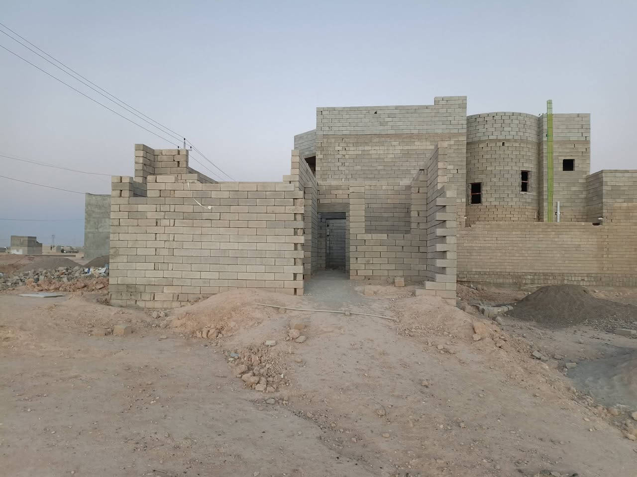 السلام عليكم
هيكل للبيع
112 ونص م
7 ونص م في 15 م
شارع 15 م
على حديقة او خدمات
الديوم منطقة 12 الف
السعر مناسب 35 مليون
للاتصال
‏‪***********‬‏
