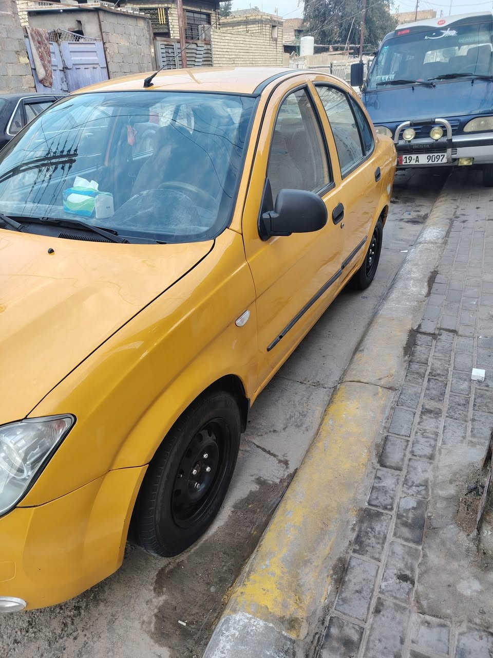 السلام عليكم..
طيبة مديل 2018..
مكفوله من الضربه بيه خسفه بل بنيد قليله والدبلات الماميه تعبانه 
مكينه جديده بجيس.. 
كير مكفول..
رقم بغداد انكليزي 
مصفره هيئه وغرامه.. 
سنويه ما ساقطه...
تخم تاير...
كهربائيات شغاله... 
السياره بسمي ... 
تبريد شغاله
تدفئه شغاله... 
السعر(( 50)) وبيها مجال.تجي تشوف وبيك خير وتدلل
مكان السياره كربلاء حي العسكري
الرقم ***********
