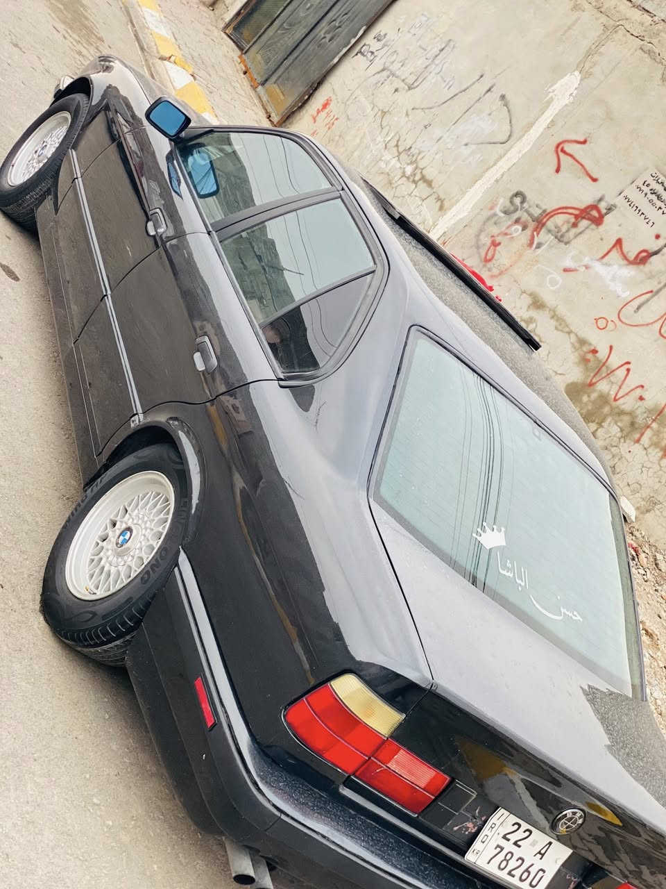 السلام عليكم bmw موديل 1993 حجم 525 اصل سياره جاهزه من كلشي مابيها اي ضرر صبغ جمالية فقط السيارة بأسمي دفتر بانزين صدر دبلات كله شاد جديد السعر 82 
***********

