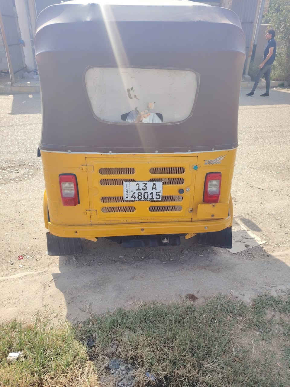 سلام عليكم شباب تكتك 19 تكتك نضيفه رقم وسنويه المكان المجر الكبير السعر 5500 وبيه مجال قليل حك الجيه للستفسار رقم الهاتف
***********
