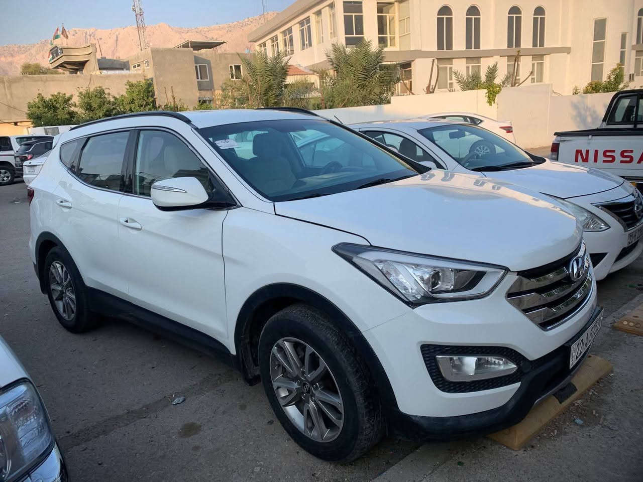 سنتافي 2014 خليجي عالي 7 راكب 4 سلندر 2400 
ثلاثة قطع بارد للبيع او مراوس سعر 155$ للتواصل ***********
