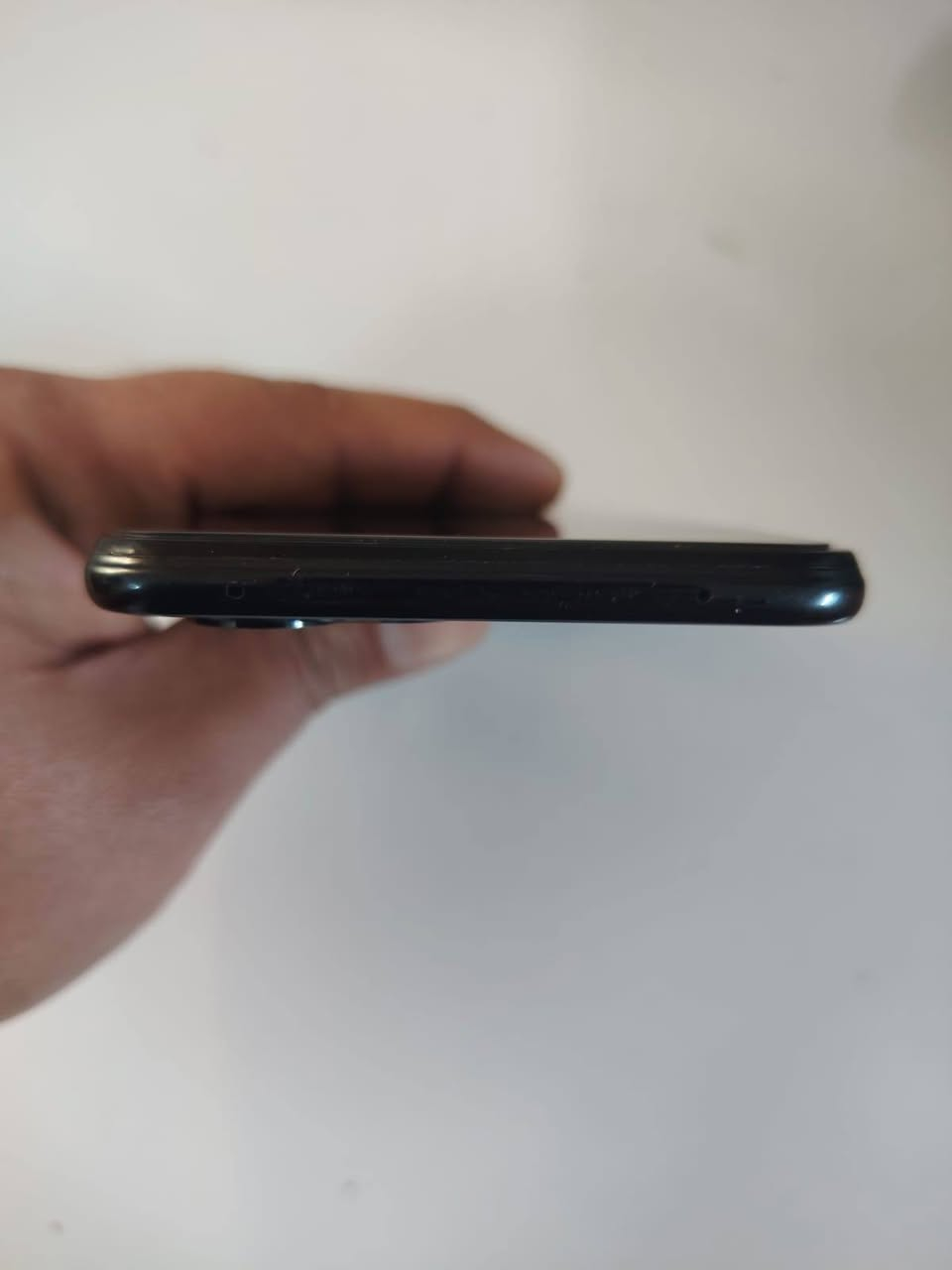 السلام عليكم عندي جهاز شاومي                 Xiaomi 11 Lite 5G NE  الشاشه سوبر امولد صوت استريو معالجSnapdragon 778 الجيل الخامس 5G ذاكرة 256 عشوائية 8+8 الكامره الامامية 20 MP الخلفية 64 MP  /4k جهاز فقط بدون ملحقات للبيع او امراوس السعر 175 عنواني شهداء البياع ***********
