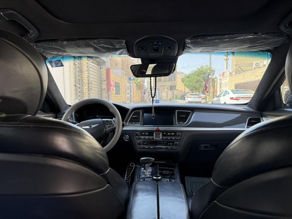 السلام عليكم
للبيع جنسيس G80 موديل 2018 فئة السبورت 

محرك 3300 توين توربو 

رقم الشاصي مرفق بالصور 

السعر المطلوب 202

مكان السيارة محافظة ميسان

للاستفسار 
مراسلة الواتساب : 
***********
