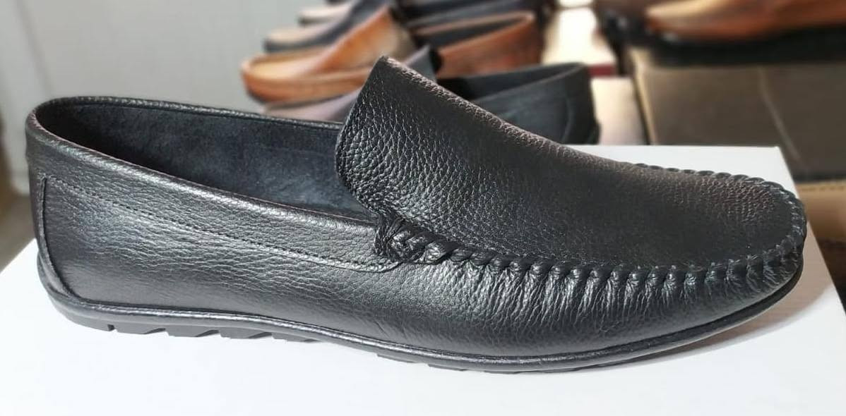 روكة جلد طبيعي نعل مريح مصدر تركي
موجود كل الالوان من 40-44


**إذا كنت صاحب هذا الإعلان وتريد حذفه لأي سبب، رجاءا أرسل رسالة إلى الدعم الفني**