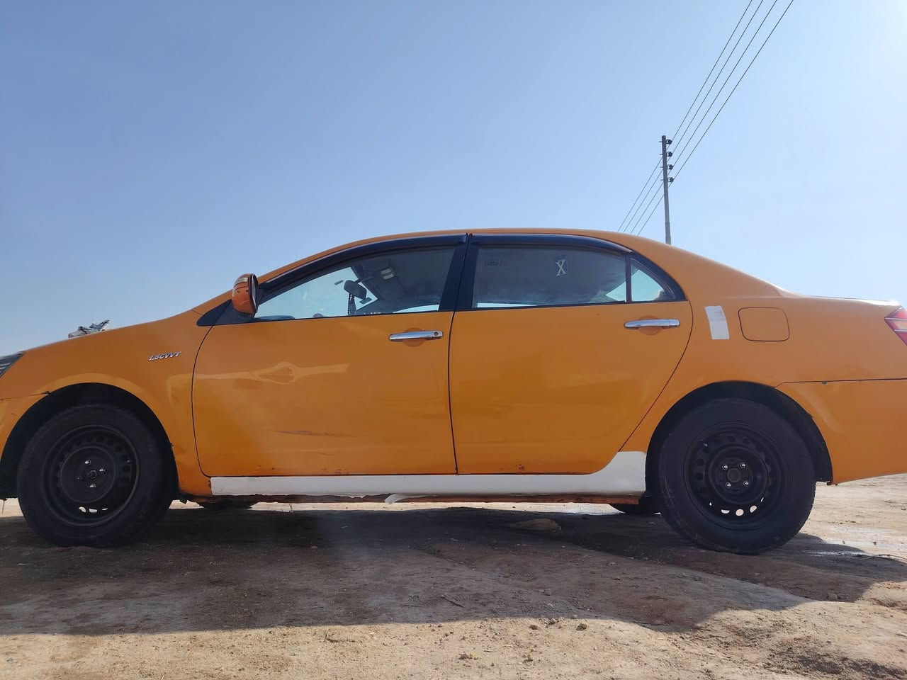 جيلي موبل موديل 2013 محور مكينه وكير كورله 1800 مكينه وكير خير من الله تبريد شغال كهربائيات شغاله لايت زنون والسياره بسمي مصفره هيئه غرامات سنويه لل30 
مكان الناصريه السعر 45 وبيها مجال رقم الهاتف ***********
