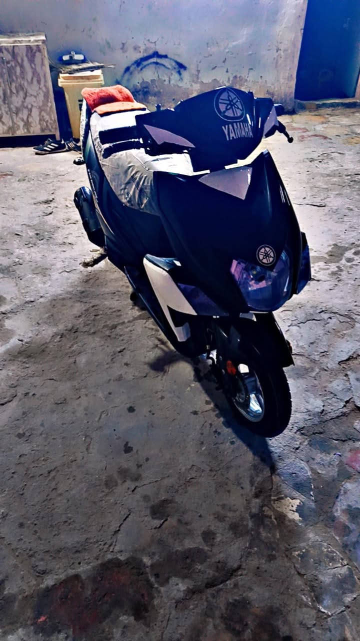 زت ار موديل 19 دراجه من الويل للويل جاهزه من كلشي نكره دراجه مكينه خرسه تخم تاير جديد بيها
سعر 650 عنوان سماوه حي الحكم الشراي يتصل 
***********
واتساب
