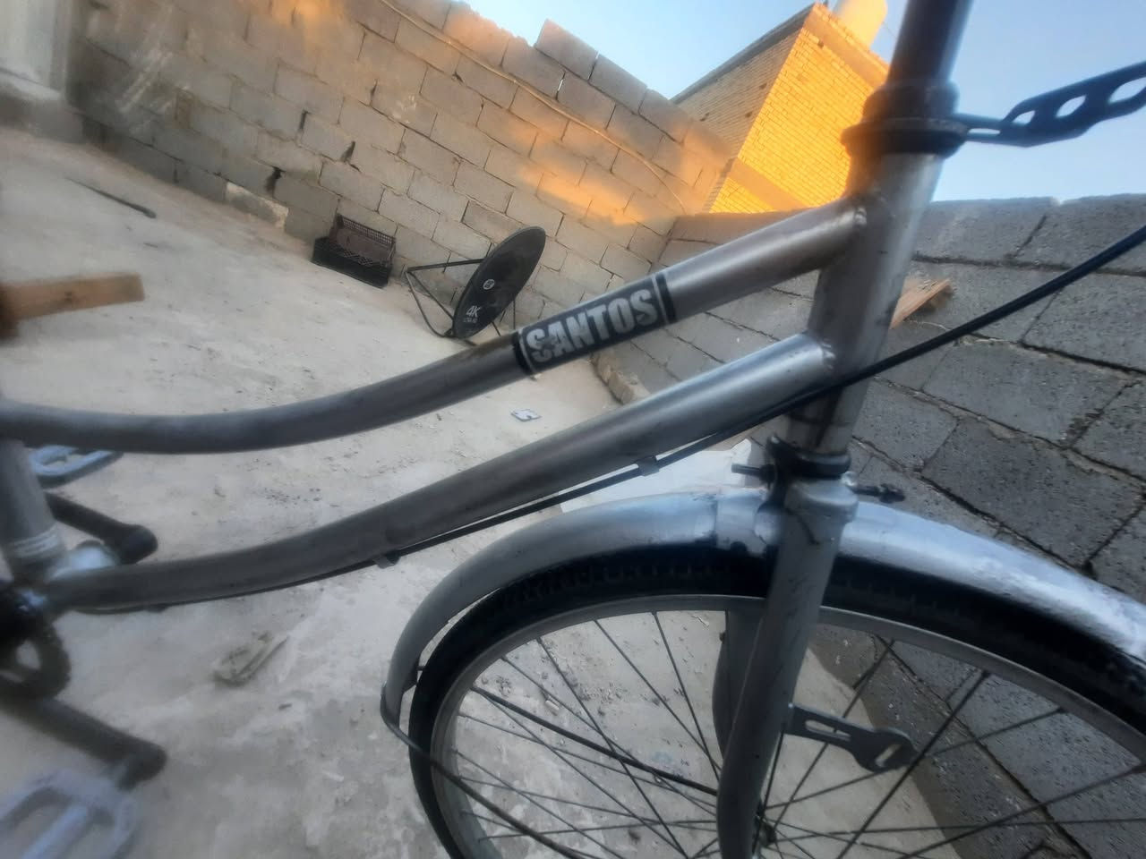 باسكل  البيع  
شركه سانتوس 
نضيف حجم٢٦ 
الون رصاصي 
سعره 45 وبي مجال


**إذا كنت صاحب هذا الإعلان وتريد حذفه لأي سبب، رجاءا أرسل رسالة إلى الدعم الفني**