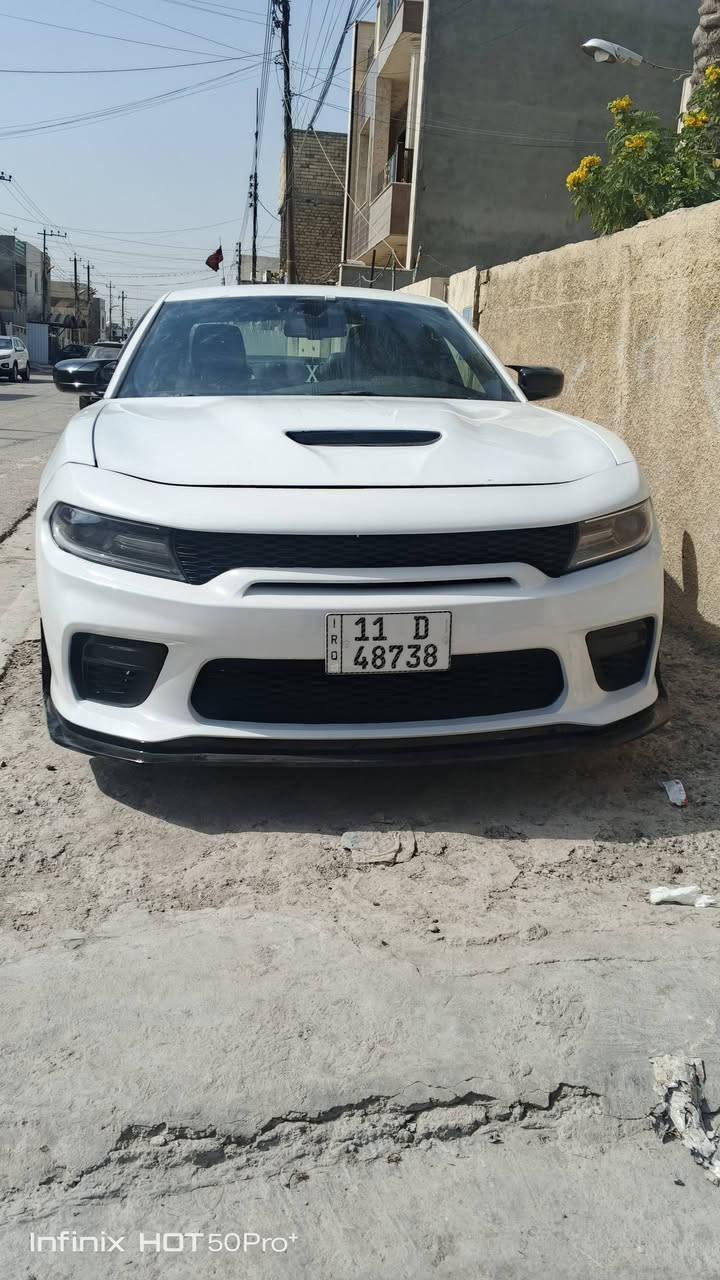 جارجر موديل 18 مكينه 5700
بدون ارباك حادثه خلفي بجم كبس
جاملغ خلفي وقبق جنطه 
سيار محدثه وايت بدي 
كشنات جلد حضن 
سستم صوت رعب 
شفتات ستيرن 
سياره احلا من صور 
السعر 187
الاتصال ***********
