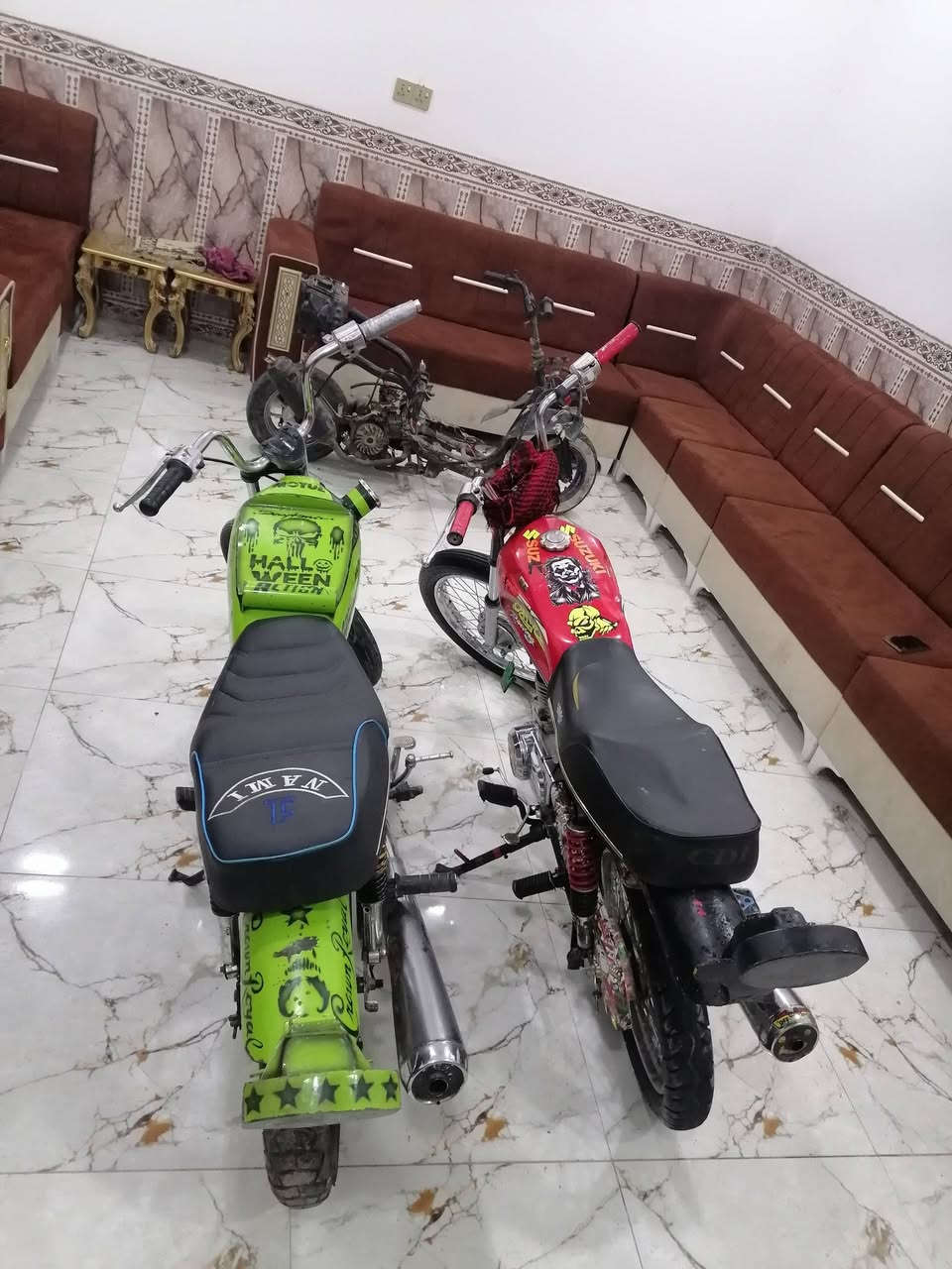 سلام عليكم شباب
دراجه تيربو للبيع
السعر 450 وبيعه مجال اذا
شراي احطك على عيوني وبلاش تاخذه
واذا مشو شراي انصحك لا تعبني لا بزعان من الواتته
مكاني التئميم قادسيه ثانيه *********** رقمي
