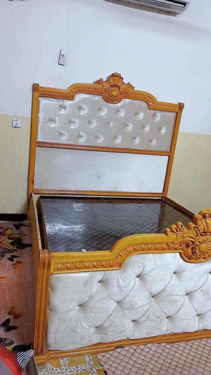 سلام عليكم بنات جربيه البيع ١٠٠ وبيهة مجال


**إذا كنت صاحب هذا الإعلان وتريد حذفه لأي سبب، رجاءا أرسل رسالة إلى الدعم الفني**