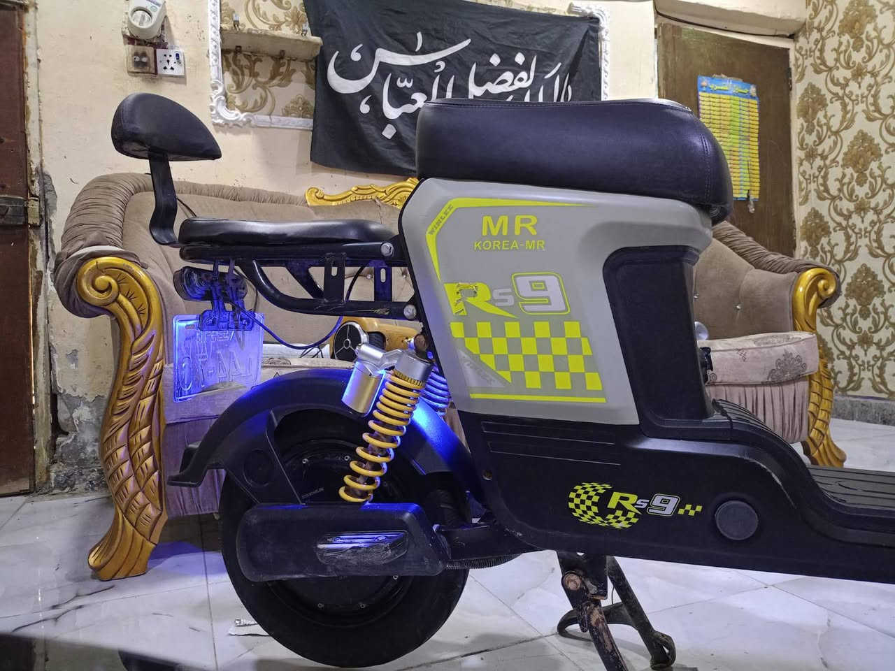 دراجه ار٩اس اقوه دراجه واعلى فئه بل ار٩مديل٢٠٢٦كلش نظيفه وسريعه وكامله وما داخله تصليح كلش بطاريات حجم ٣٢كلهن جدد سعر٤٤٠بصره نواب ظباط مقابل مستشفى العسكري ***********
