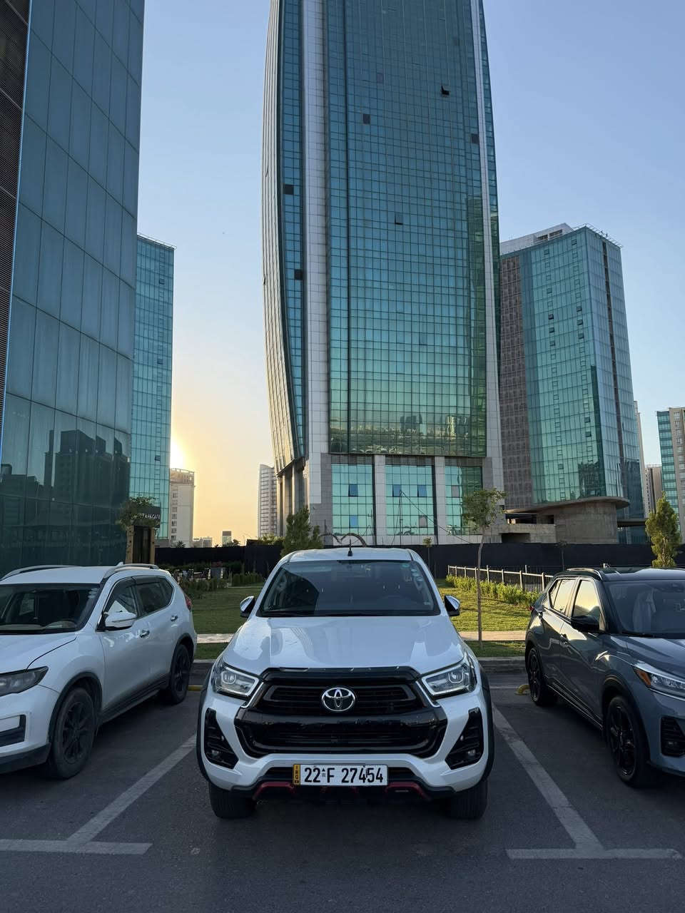 السلام عليكم بيكم هايلوكس
للبيع 
الفئه TRD
سيارة فول مواصفات شاحن وايرلس 
تبريد مقاعد
بصمة
مواصفات TRDمعروفة
ماشية 44000 الف
سيارة رقم اربيل ب اسمي 
مكان سيارة بغداد
 الاستفسار اكثر 
*********** 
واتساب او تصال غير متوفر ع فيس
