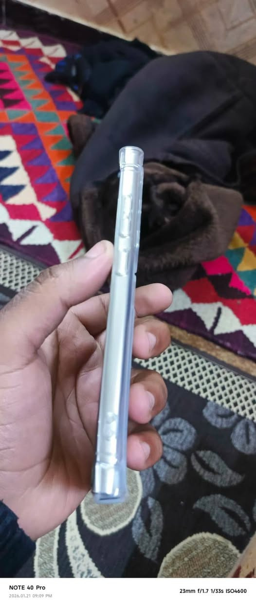 السلام عليكم سامسونك اس ٢٤ الترا شرق أوسط دبل سيمكرت ذاكره ٢٥٦ نضيف كلشي ما بي أي خلل فقط ضهر مبدل   مراوس ب١٥ برو ماكس او بيع ب٨٧٥  مكاني بغداد كماليه ***********
