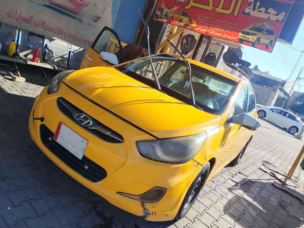 السلام عليكم اكسنت موديل 13 خليجيه مكينه كير حديده سياره حلوه ماذب ربع عليه كله شخاله بيه ضربه بدوسه ولباقي كله مكفول لا صبغ لا تبدل رقم انكليزي سنويه لى 31 سعر 80 بيه مجال مكاني كربلاء سيطرت *********** بي واتساب
