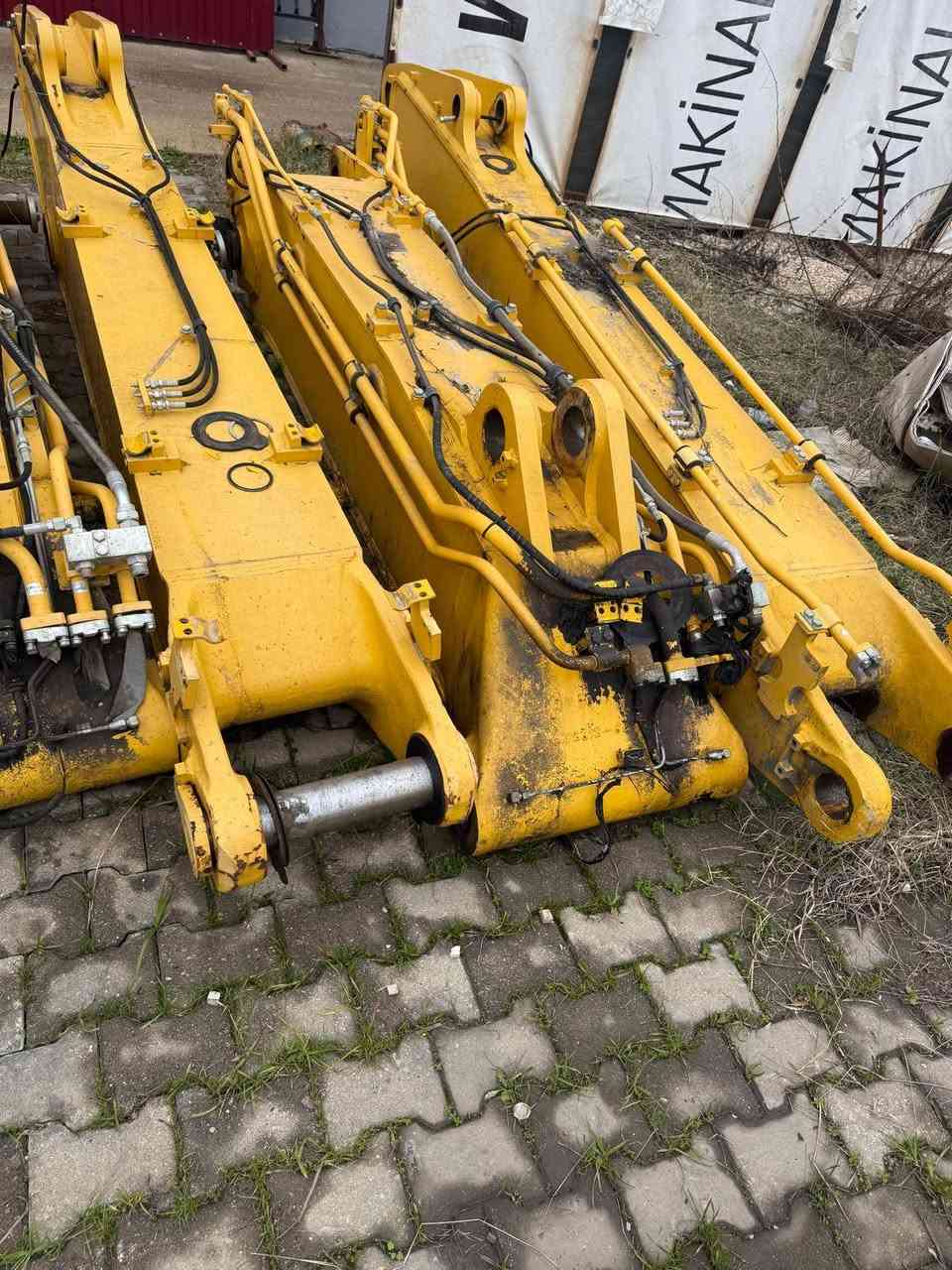 Pc 200-220-300-350 complet boom zero
Good price 
00905321641877


**إذا كنت صاحب هذا الإعلان وتريد حذفه لأي سبب، رجاءا أرسل رسالة إلى الدعم الفني**