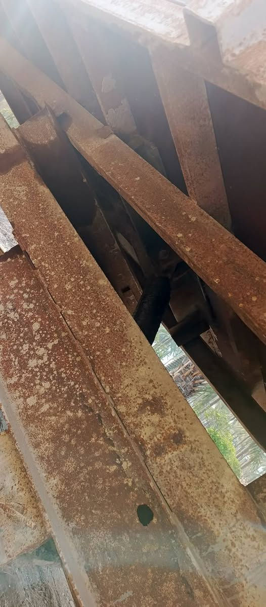 السلام عليكم للبيع عربانه فلوجيه مال تراب نضيفه وحلوه وبديها نضيف للاستفسار *********** ورجاءًالموشراي لايعلق تعليق سلبي
