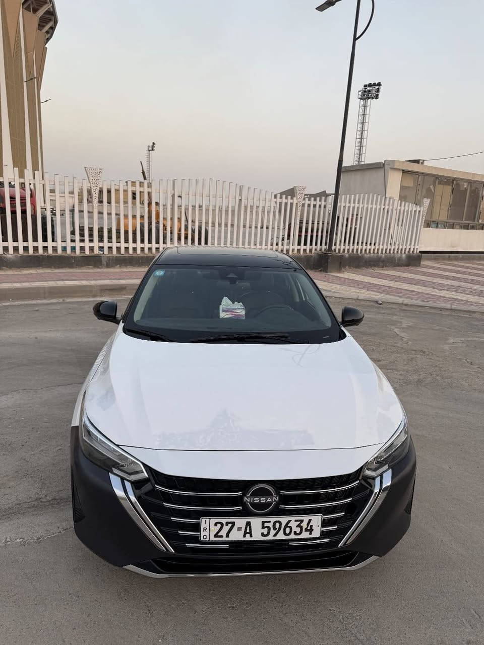 للبيع نيسان سنترا 2024 فئة SR فول مواصفات
موديل: 2024
الفئة: SR فول
اللون: أبيض سقف أسود) 
الممشى: 11 الف كيلو 
محرك اقتصادي 2.0 
كاميرات محيطية 360 درجة
حساسات أمامية وخلفية
رادار + المحافظة على المسار
مثبت سرعة
تشغيل بصمة
دخول ذكي
مقاعد جلد
تدفئة كشنات وستيرن
جنوط رياضية
فقط بي ربع بنيد
كفالة من الدعامية الى الدعامية برغي مامبدل بيها
📄 رقم ذي قار– معوقين 
💰 السعر: 150  
📞 للاستفسار اتصال أو واتساب: 
*********** ناصرية, ذي قار
